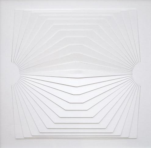 Franz Riedl, Tangente, 2023, Papierrelief, Karton geschnitten, 35 x 34,5 cm